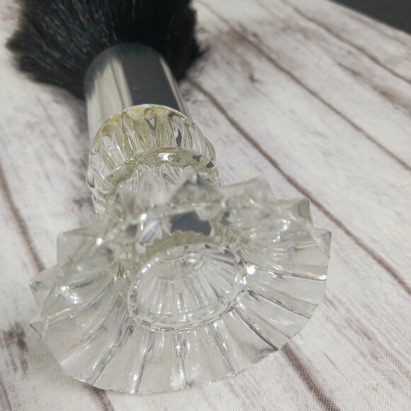 Lady Primrose Luxe Powder Dusting Brush Crystal Handle 6.5" - Picture 4 of 8